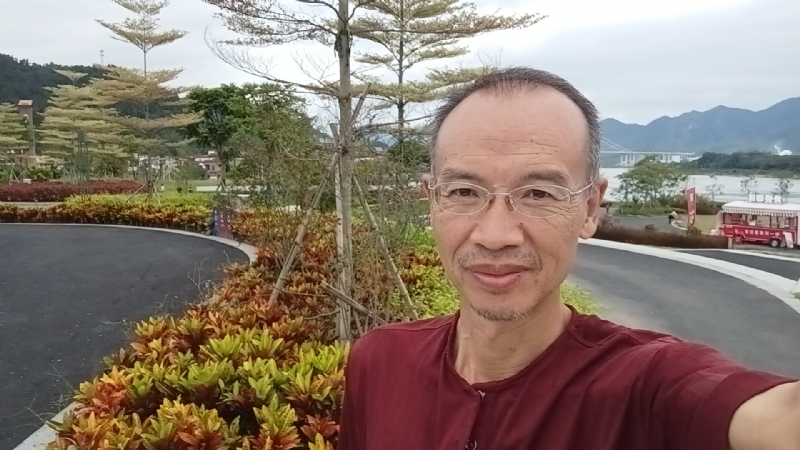 云游的第一张照片--中山交友中心